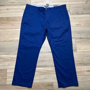 Tommy Hilfiger Men's TH Flex Chino Pants Size 46x32 Blue